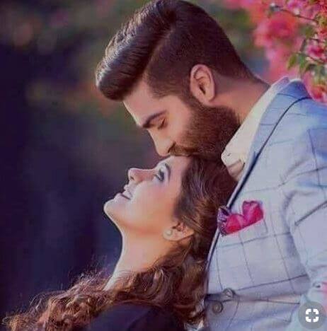 14lovely couple image- fb dp
